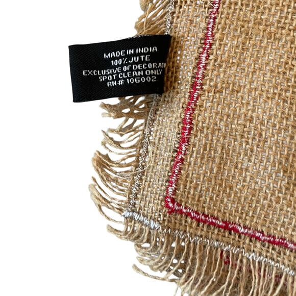 TAHARI Christmas Present Shaped Jute Placemats Set of 4 Holiday 13x19 New - Picture 7 of 13